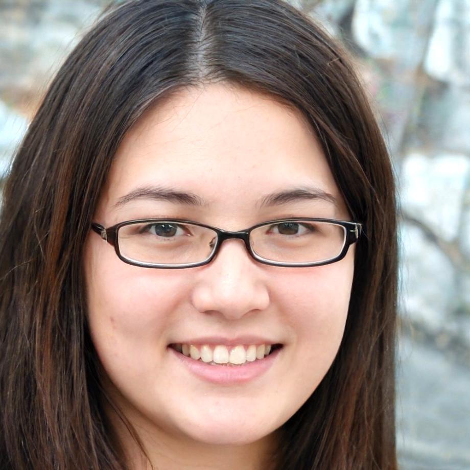 Айгерим Нурланова, руководитель проектов Contactrix